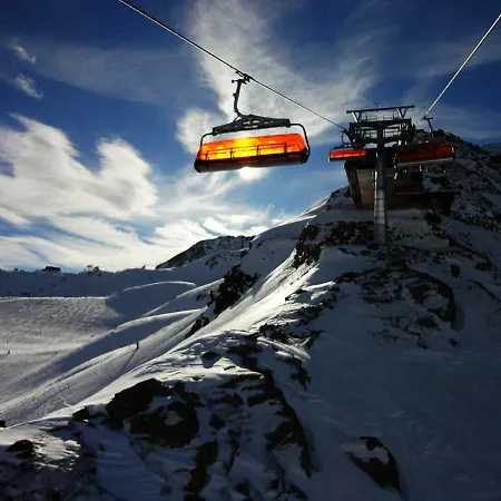 Oda ve Kahvaltı Hubert Fiegl 3*