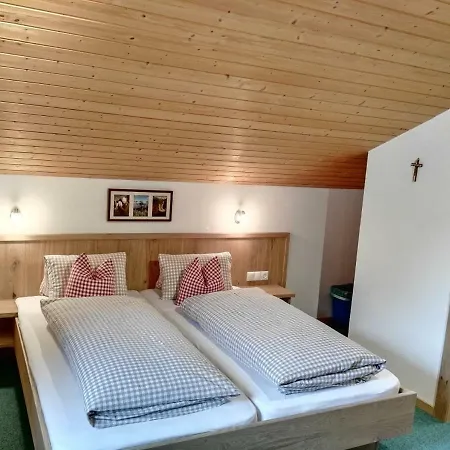 Hubert Fiegl Bed & Breakfast