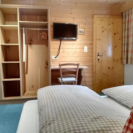 Hubert Fiegl Bed & Breakfast